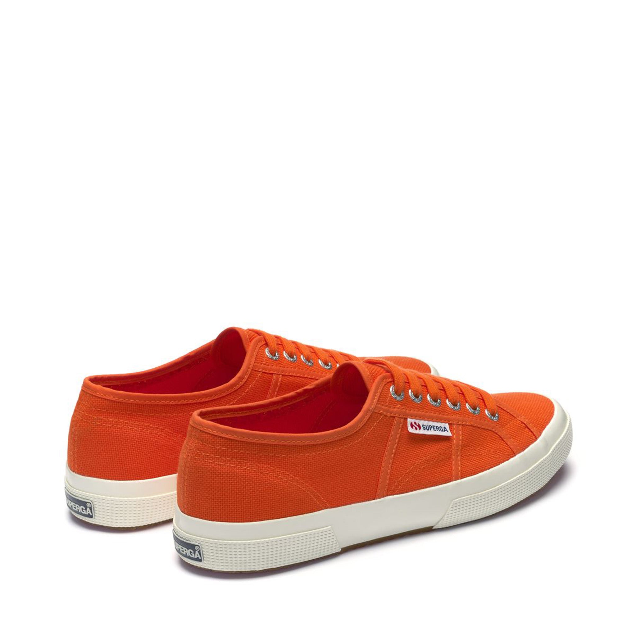 2750 Cotu Classic Sneakers - Orange Avorio – Superga US